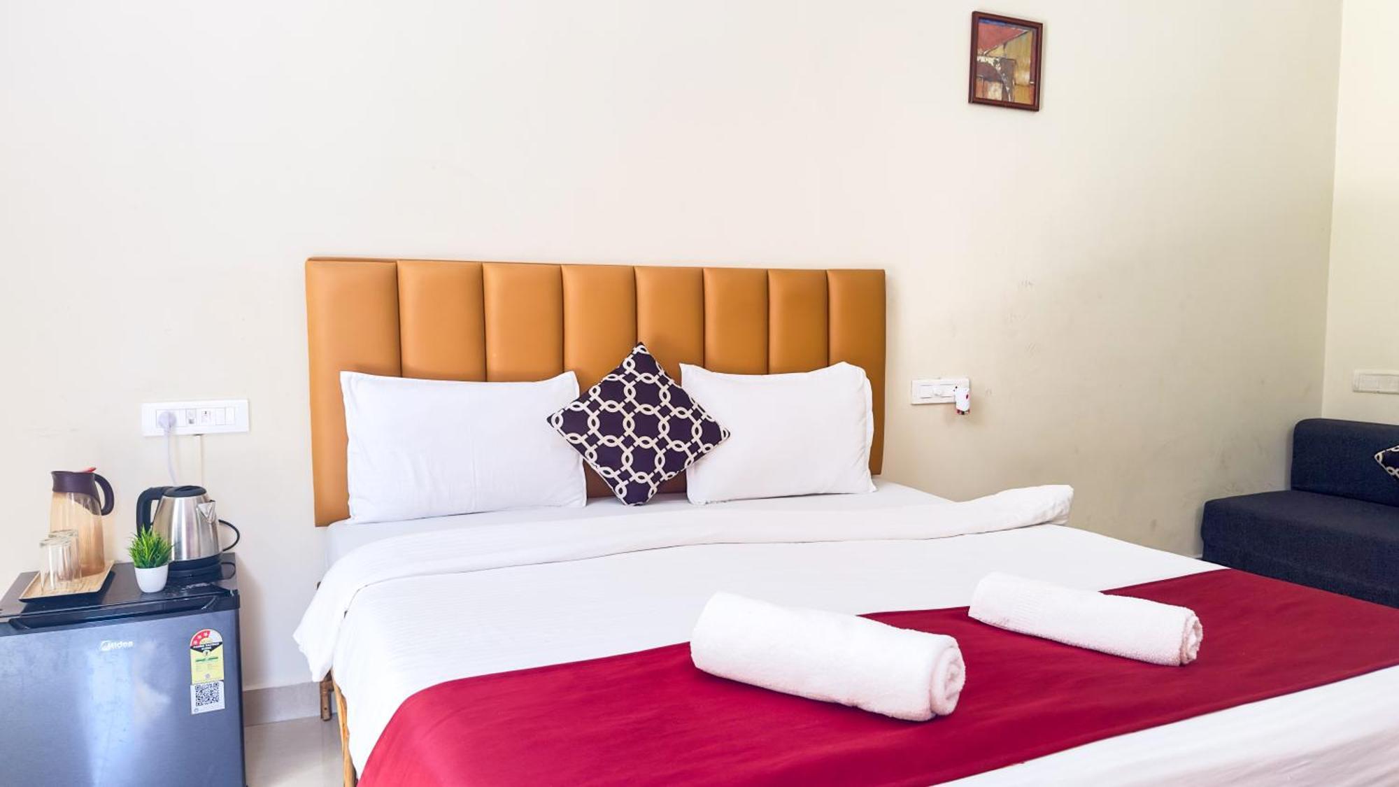 Hotel Leela Inn Candolim Marmagao Εξωτερικό φωτογραφία