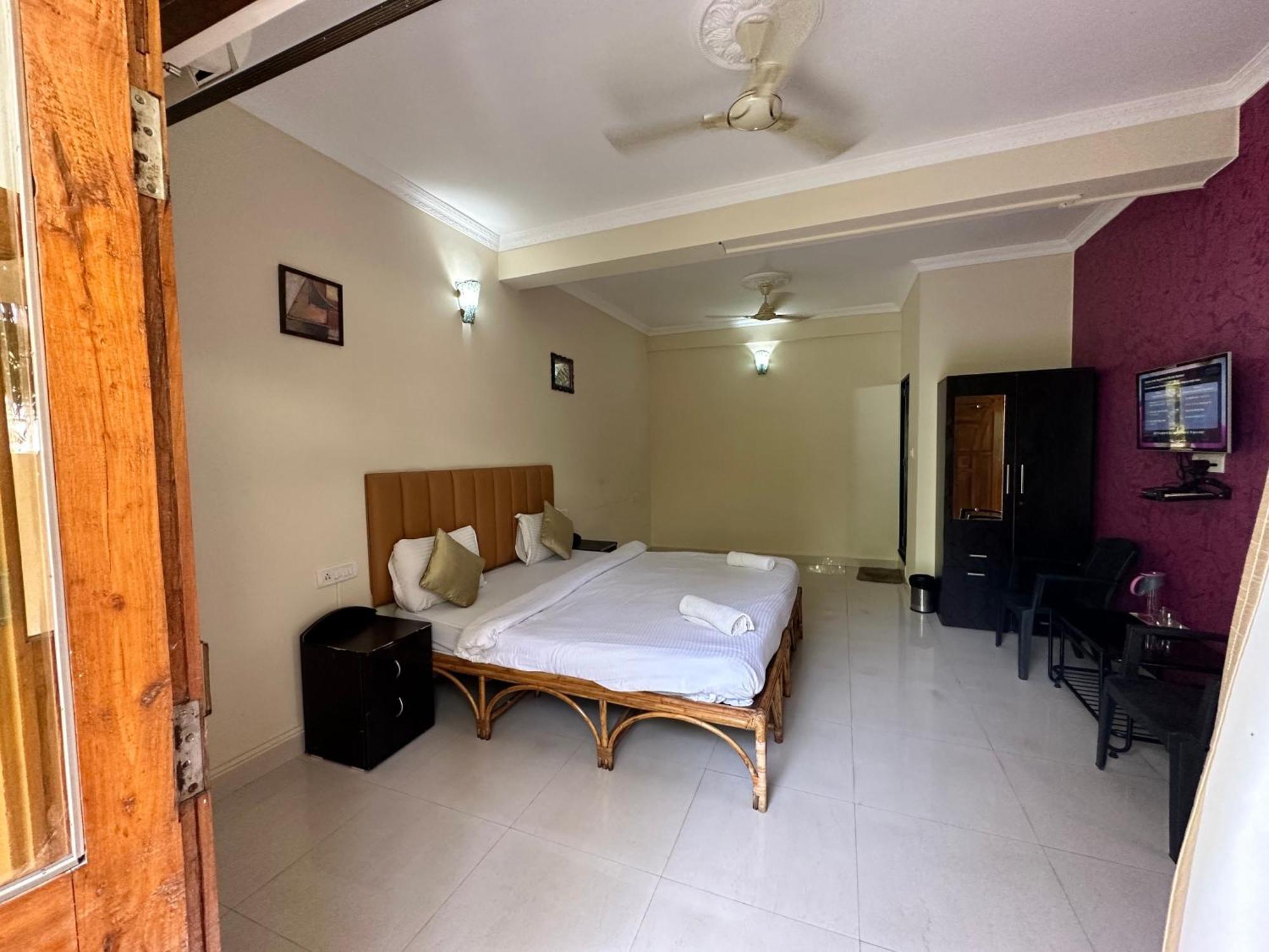Hotel Leela Inn Candolim Marmagao Εξωτερικό φωτογραφία