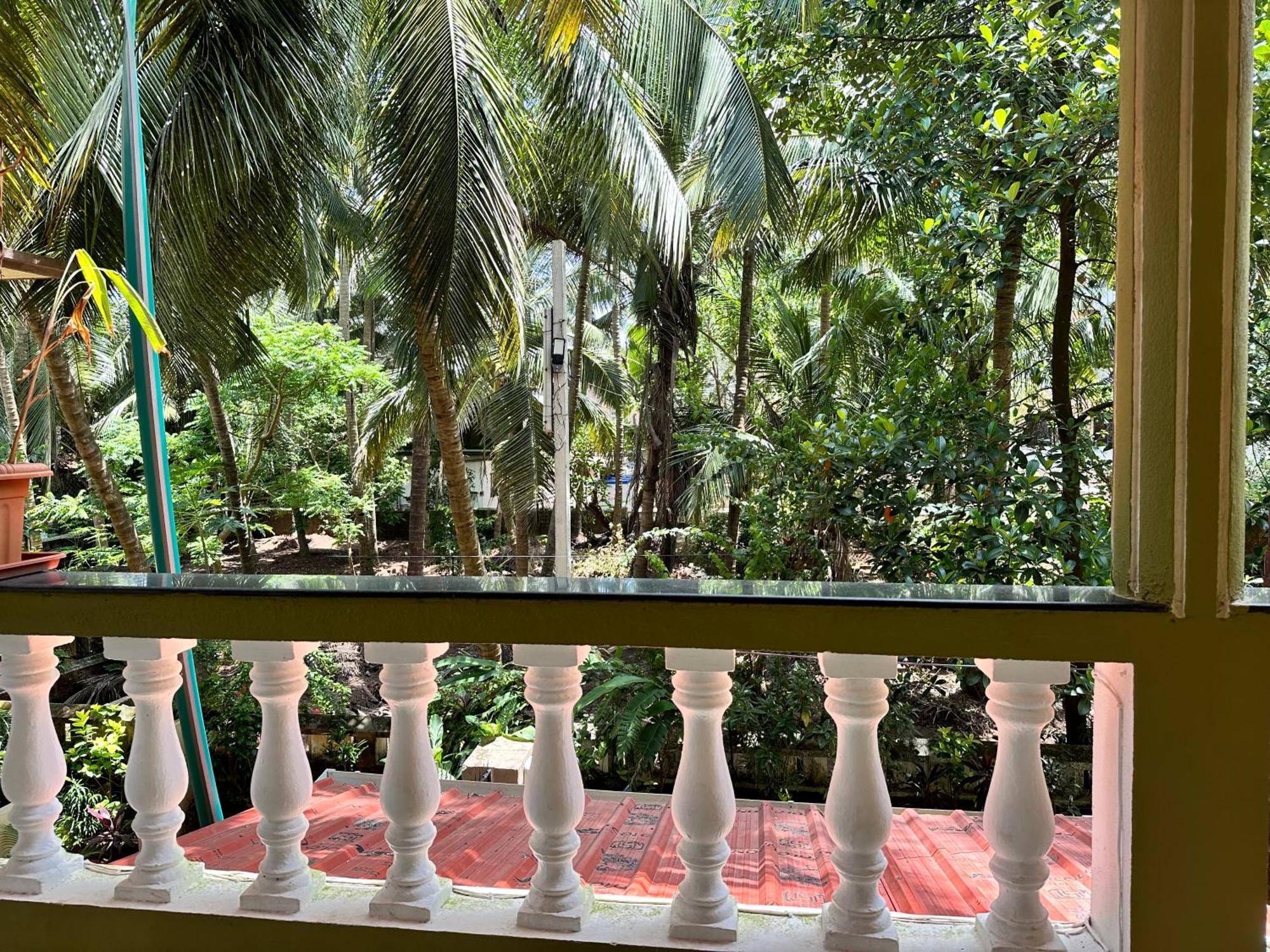 Hotel Leela Inn Candolim Marmagao Εξωτερικό φωτογραφία